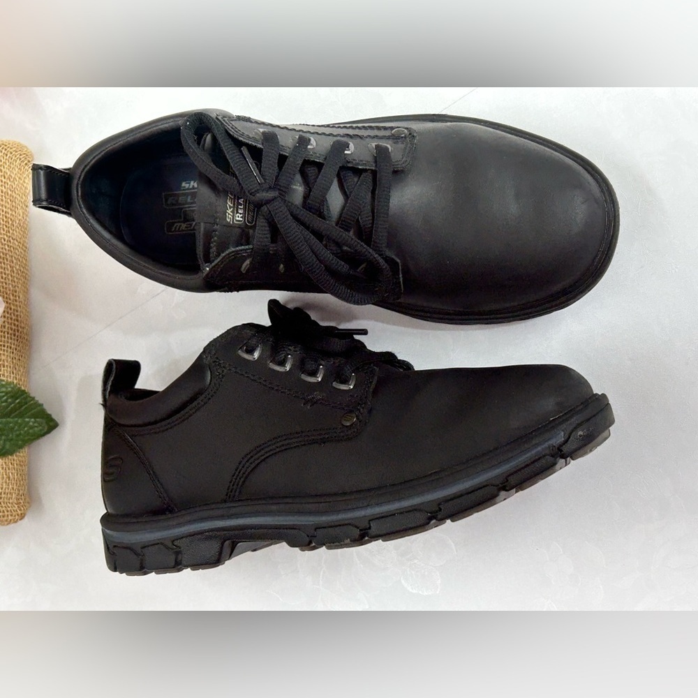 Skechers Black Men’s Lace-Up Oxford Work Shoe